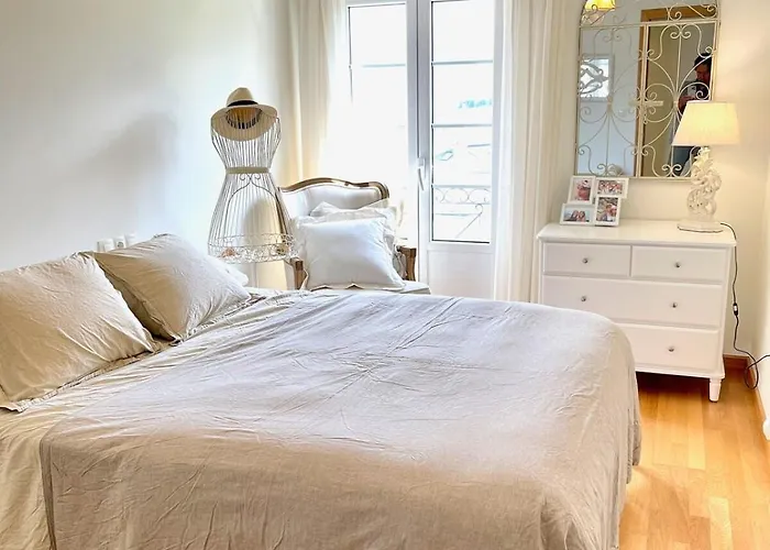 The Cliffs - Passion Eccehomo Viveiro