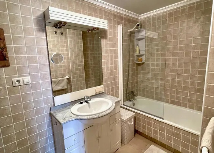 The Cliffs - Passion Eccehomo Viveiro